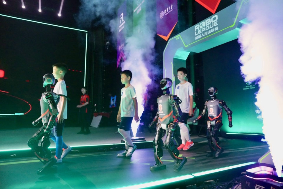 展并不顺利 展并不顺利