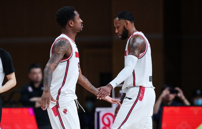 既有父辈影 既有父辈影